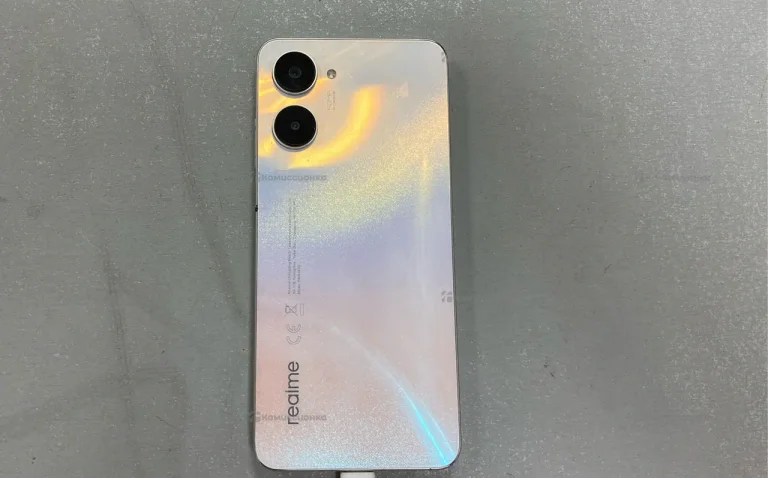 Realme 10 4/128 ГБ