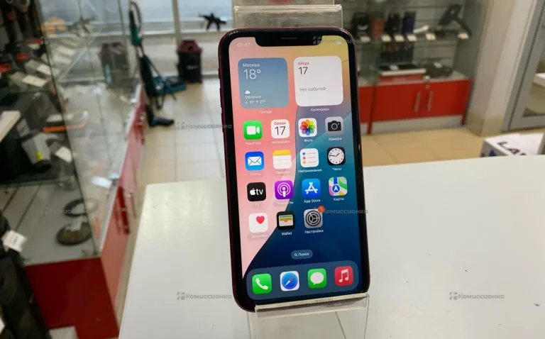 Apple iPhone XR 64 ГБ