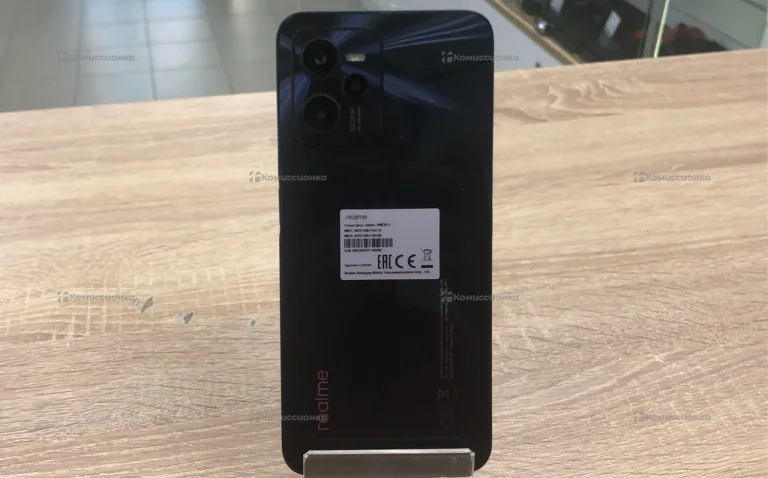 Realme c35