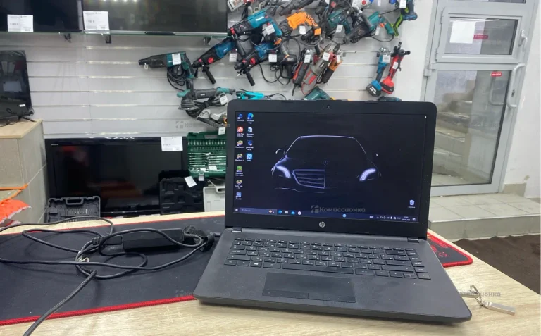 Ноутбук HP Celeron N3060/4RAM/500HDD