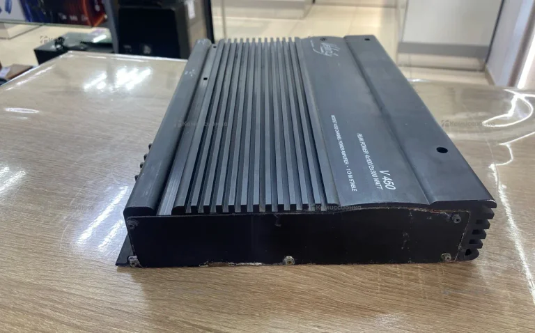 Усилитель  Velocity v450