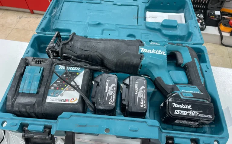 аккумуляторная сабельная пила Makita DJR187