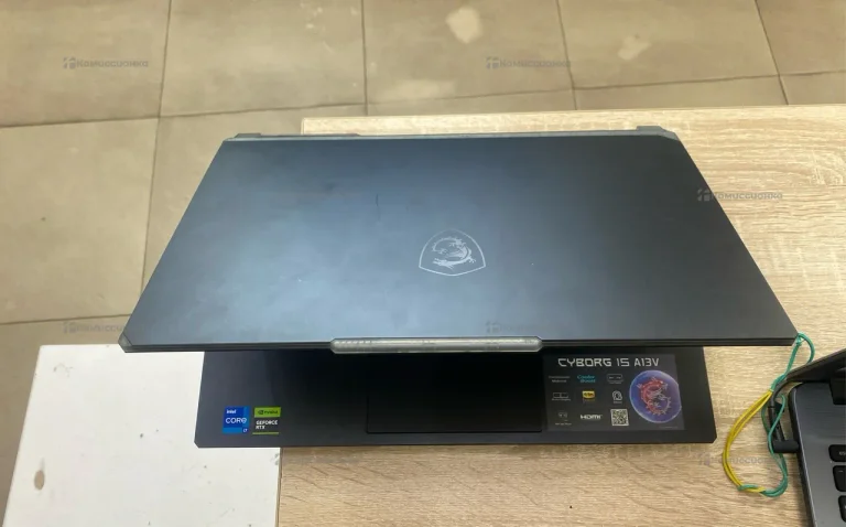 Ноутбук MSI cyborg 15