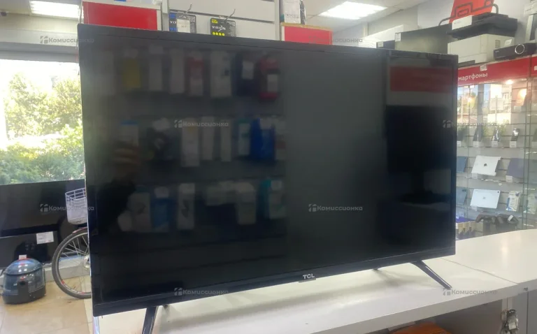 Телевизор Tcl LED32D3000