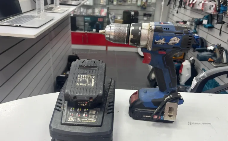 Шуруповерт ЗУБР 20в