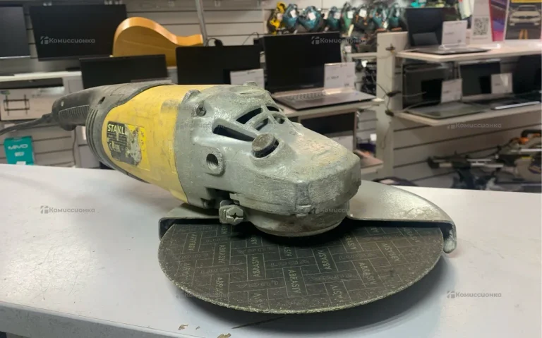 УШМ Stanley STGL2023