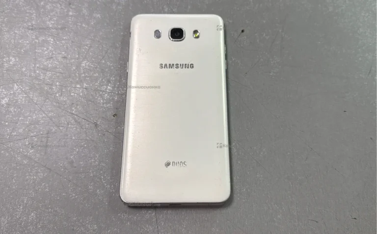 Samsung Galaxy J7 2/16 ГБ