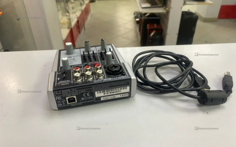 Микшер Xenyx302