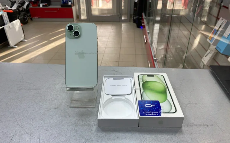 Apple iPhone 15 6/128 ГБ