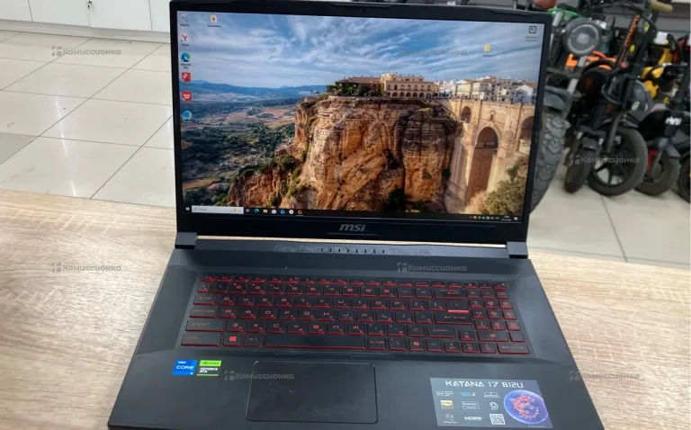 Ноутбук  MSI KATANA 17 B12U