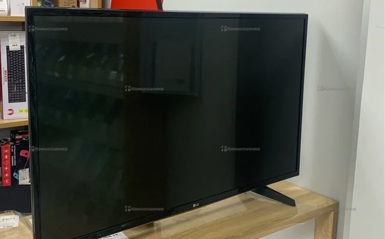 Телевизор LG• 43LH513V