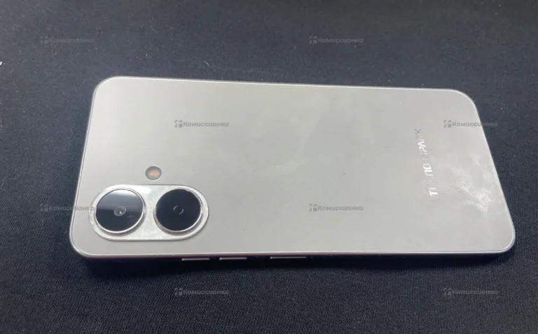 Tecno Spark Go 2 2/64 ГБ