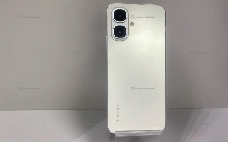 Infinix SMART 10 3/64 ГБ