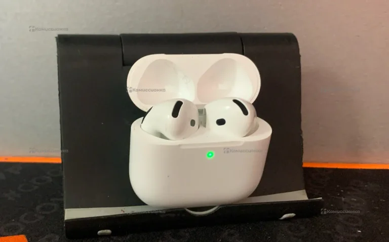 Наушники AirPods 4