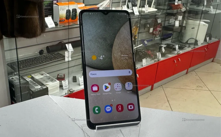 Samsung Galaxy A12 4/64 ГБ