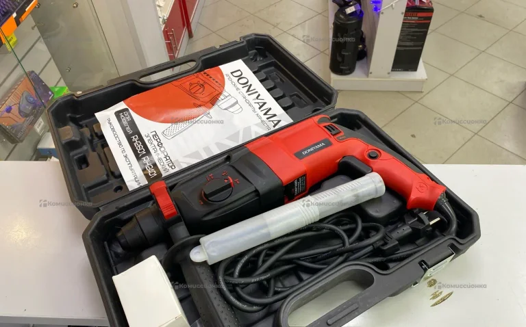 Перфоратор RH 2601 1400в