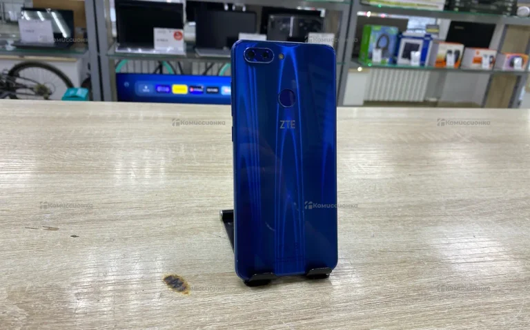 ZTE Blade V9 4/64 ГБ
