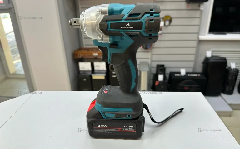 Гайковерт аккумуляторный Aventor 0-3300RPM