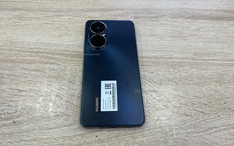 Huawei nova Y73 8/128 ГБ