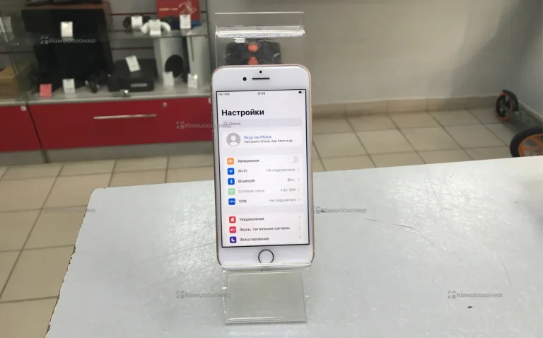 Apple iPhone 8 2/64 ГБ