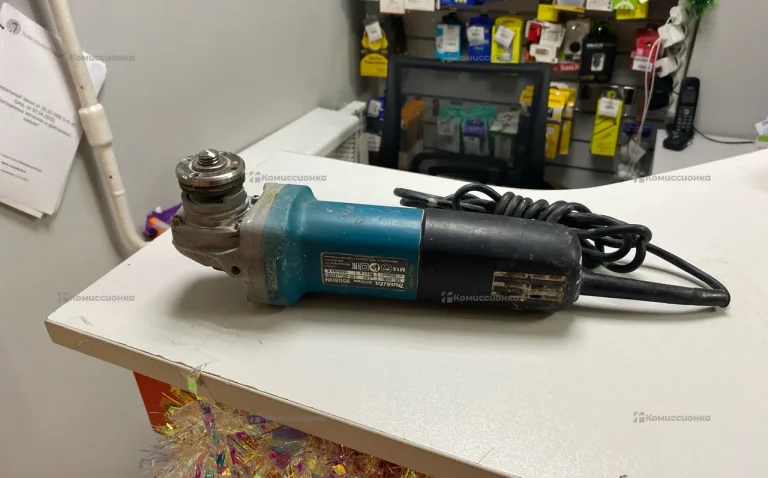 УШМ Makita 9558HN