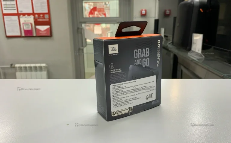 Колонка  JBL go essential