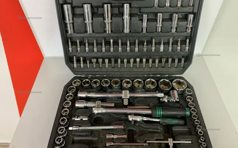 Набор инструментов Tools