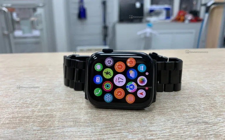 Часы  Apple Watch Series 7