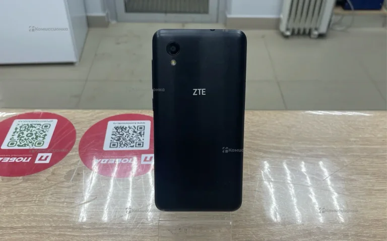 ZTE Blade L8 1/16 ГБ