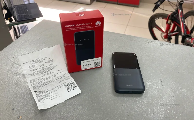 Переносной Wi-Fi роутер Huawei E5586-326