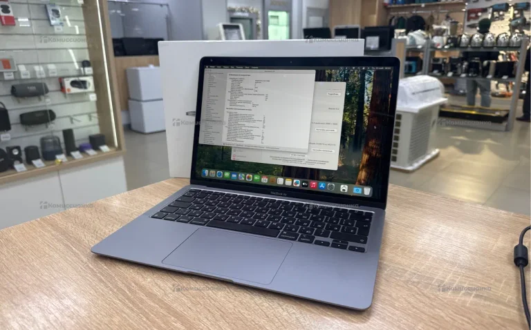 Ноутбук MacBook Air 13 M1 8/256