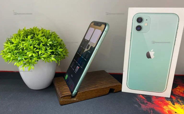 Apple iPhone 11 4/128 ГБ