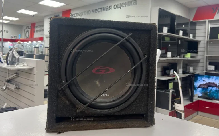 Сабвуфер  Alpine SBG-1244BR