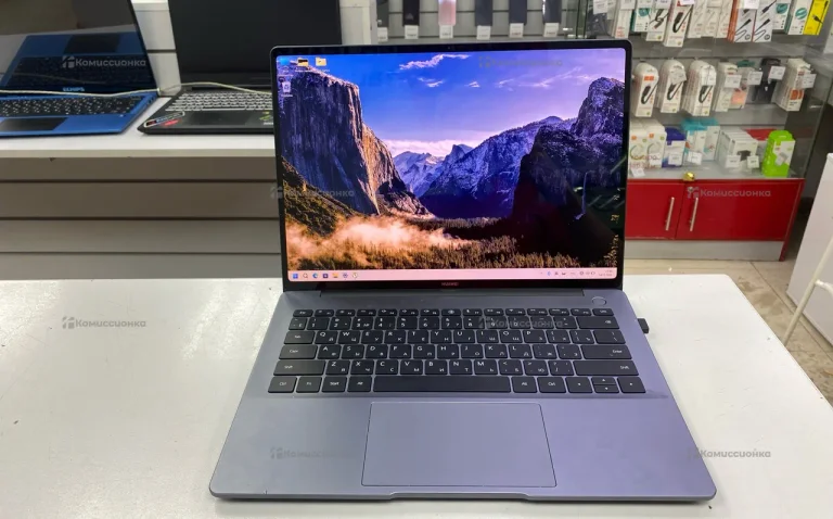 Ноутбук  HUAWEI