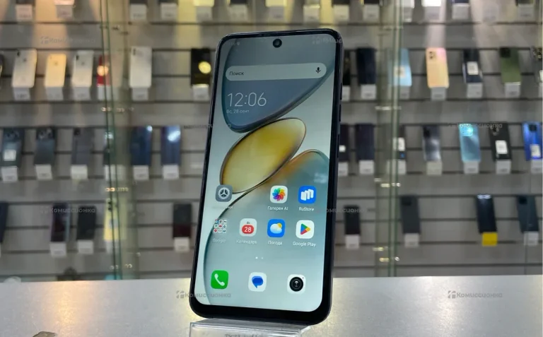 Tecno Spark Go 1 4/64 ГБ