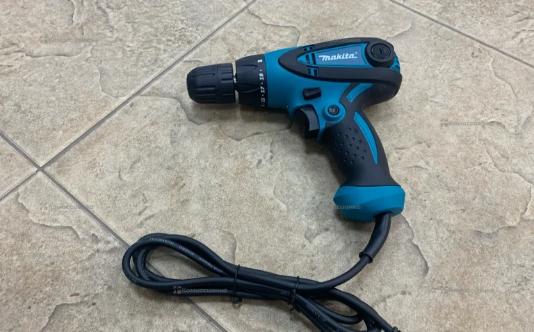 Сетевой шуруповёрт Makita SU-6448