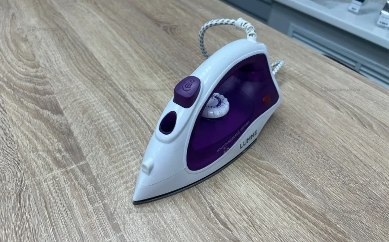 Утюг Lumme LU-IR1129