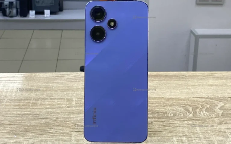 Infinix Hot 30 Play 8/128 ГБ