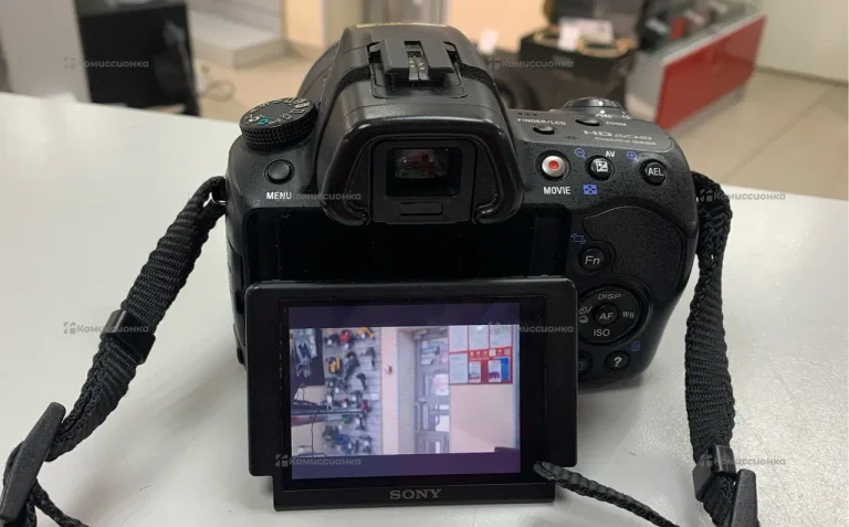 Фотоаппарат  Sony SLT-A37  SAL1855