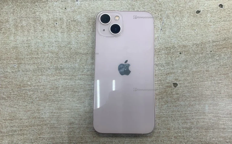 Apple iPhone 13 4/128 ГБ