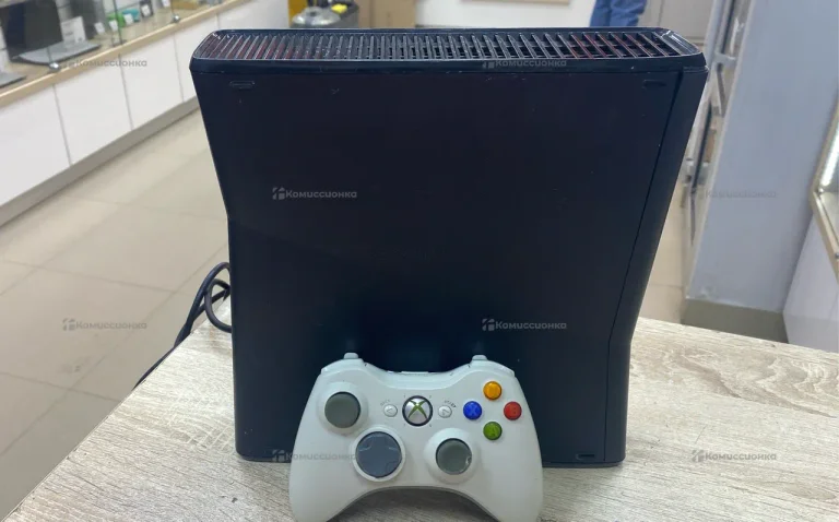 Приставка Xbox 360 S 250GB