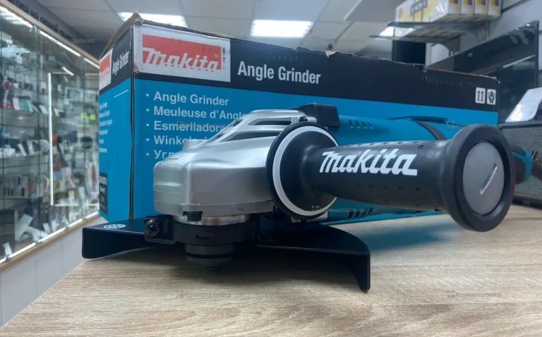 УШМ makita GA9040S