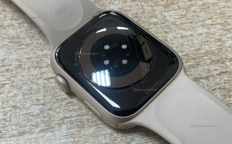 Часы Apple Watch Series 7 45mm