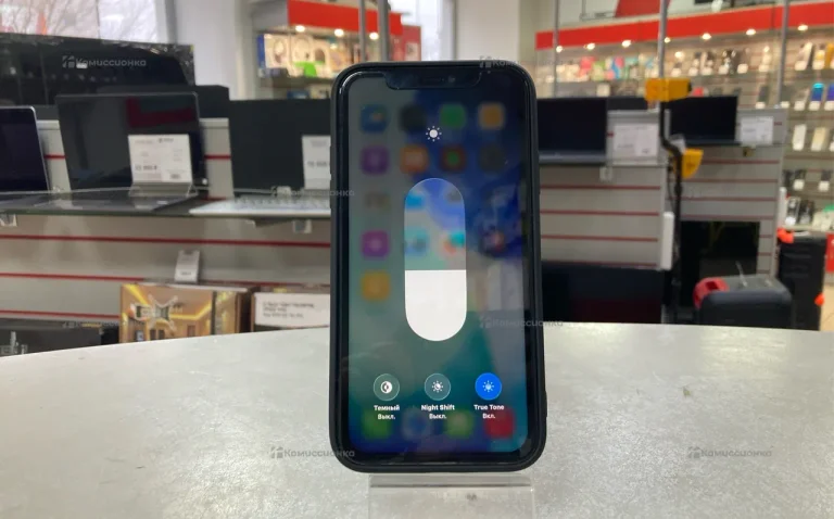 Apple iPhone 11 4/128 ГБ