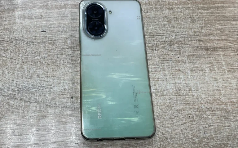 Xiaomi Redmi 5 4/64 ГБ