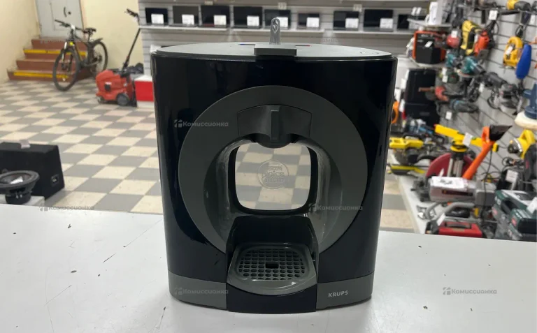 Кофе машинка Neskafe Dolce Gusto KRUPS KP110