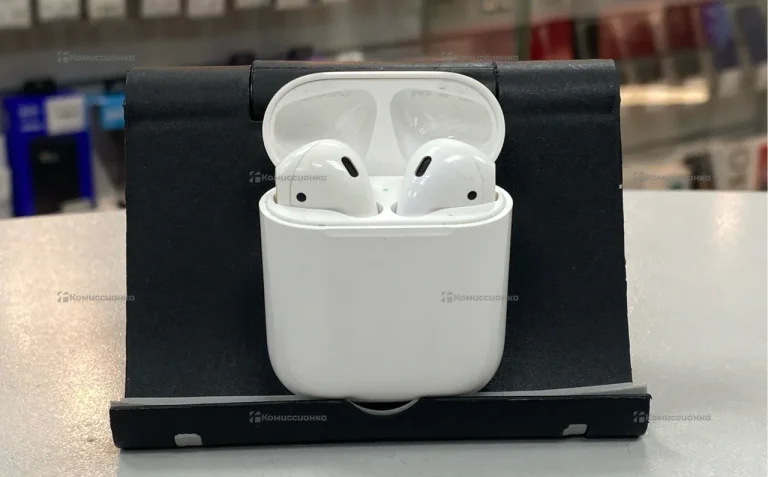 Наушники Apple AirPods