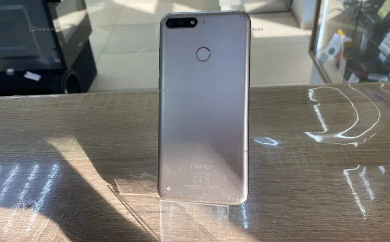 Honor 7C 3/32 ГБ