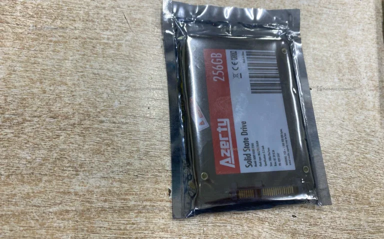 SSD Azerty 256gb.