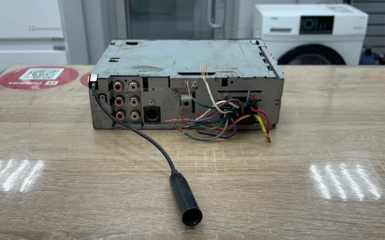 Автомагнитола  JVC